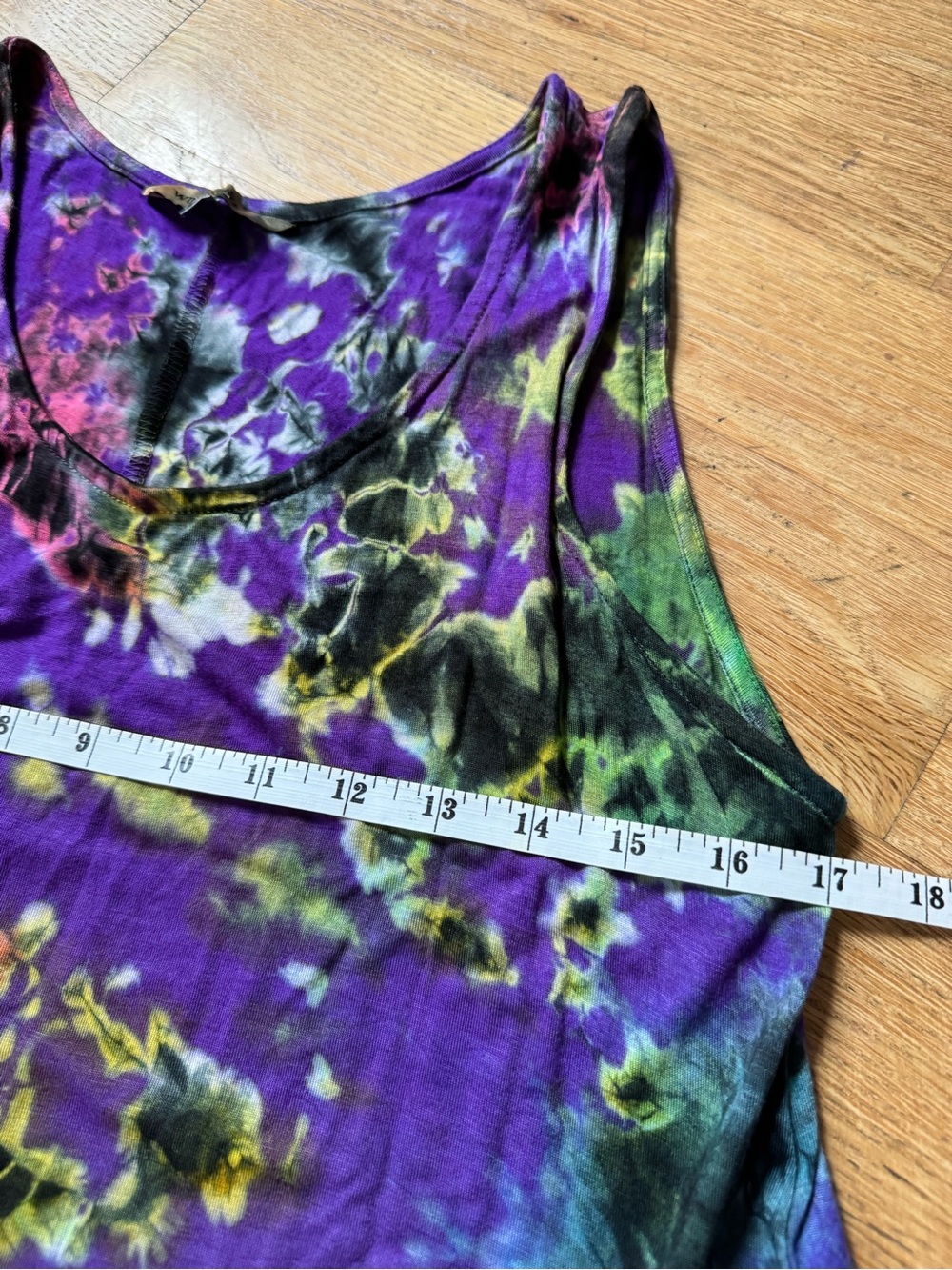 Sleeveless tie-dyed tank dress - Picture 9 of 10